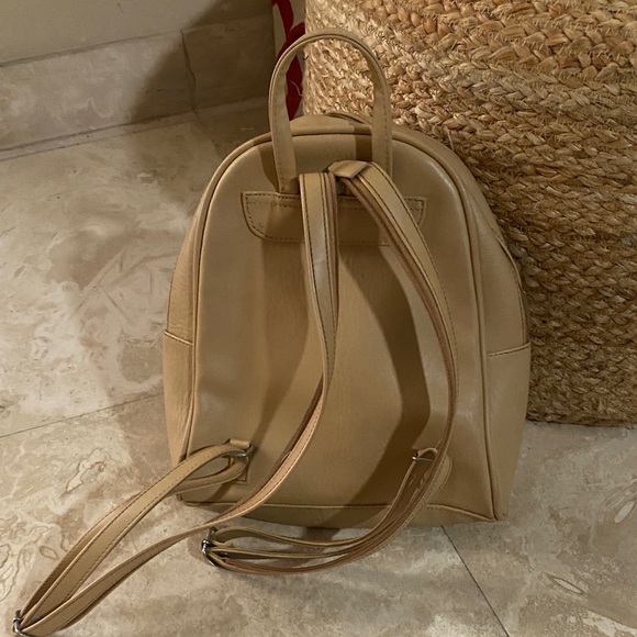 Women’s Tan leather Backpack - Picture 2 of 5